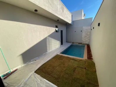 Casa de Condomínio com 3 Quartos à venda, 150m² no Grand Ville, Uberlândia