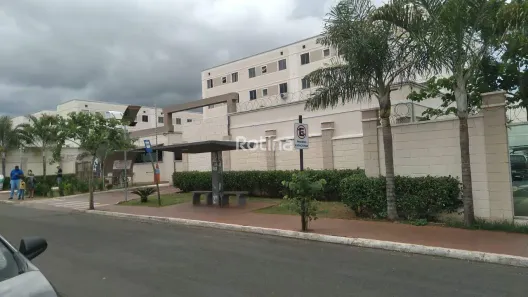 Apartamento com 2 Quartos para alugar, 45m² no Shopping Park, Uberlândia