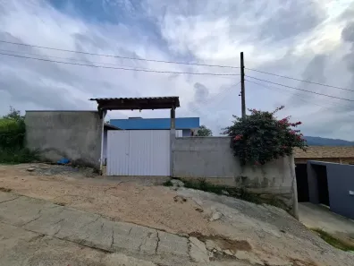 Casa com 3 Quartos à venda, 180m² no Santa Regina, Camboriú