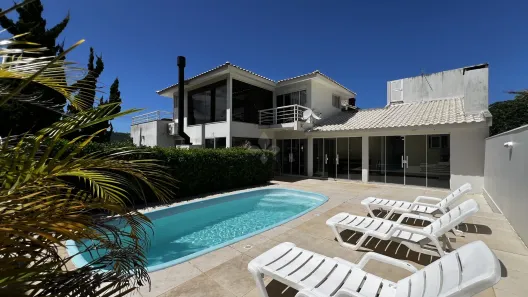 Casa com 3 Quartos à venda, 540m² no , Garopaba