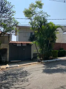 Casa com 3 Quartos para alugar, 160m² no Moema, São Paulo