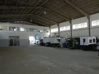 Galpão/Depósito/Armazém à venda, 880m² no Chácaras Reunidas, São José dos Campos