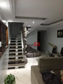 Casa com 3 Quartos à venda, 193m² no Jardim Santa Clara, Guarulhos
