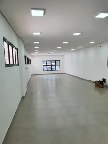 Prédio Comercial à venda, 400m² no Vila Carrão, São Paulo