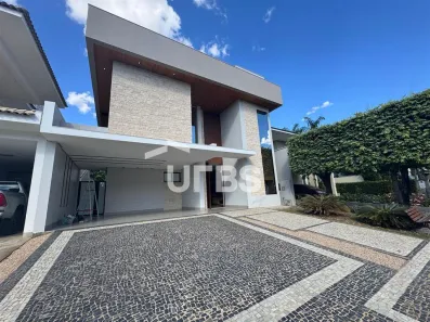 Casa de Condomínio com 4 Quartos à venda, 330m² no Plano Diretor Sul, Palmas