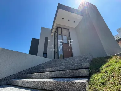 Casa de Condomínio com 3 Quartos à venda, 510m² no Golf Gardens, Carapicuíba