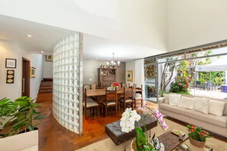 Casa com 3 Quartos à venda, 364m² no Santa Lúcia, Belo Horizonte