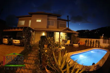 Casa com 4 Quartos à venda, 285m² no Lagoa da Conceição, Florianópolis