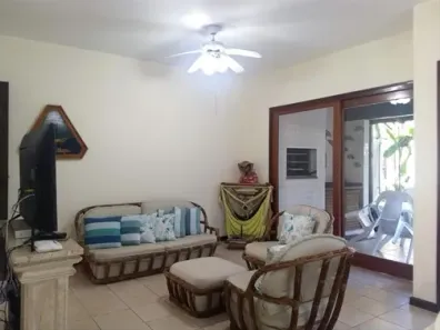 Galpão/Depósito/Armazém com 4 Quartos para alugar, 128m² no Riviera, Bertioga