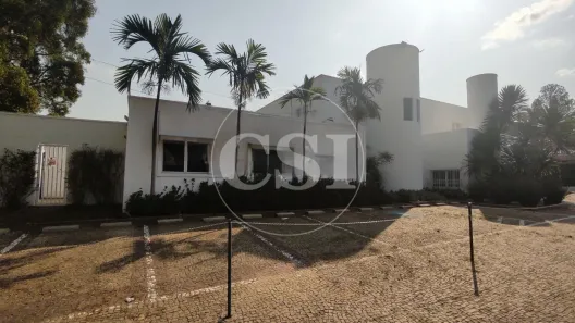 Imóvel Comercial com 3 Quartos para alugar, 613m² no Jardim das Paineiras, Campinas