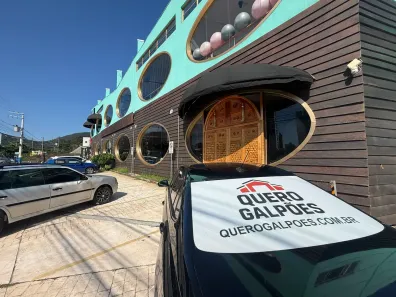 Galpão/Depósito/Armazém para alugar, 2300m² no Praia do Estaleiro, Balneário Camboriú