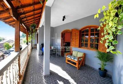 Casa com 4 Quartos à venda, 350m² no Industrial, Contagem