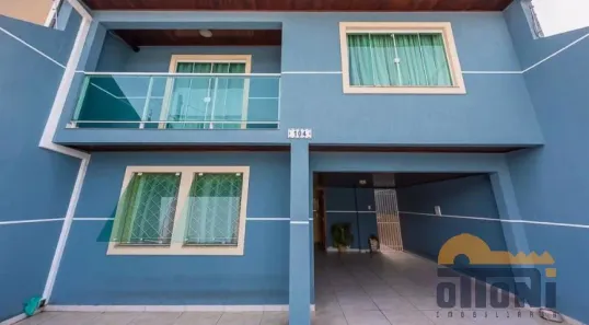 Casa com 4 Quartos à venda, 235m² no Xaxim, Curitiba