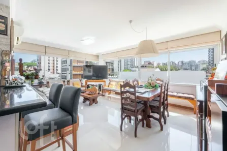 Apartamento com 3 Quartos à venda, 95m² no Passo da Areia, Porto Alegre