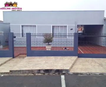Casa com 3 Quartos à venda, 200m² no Centro, Carambeí