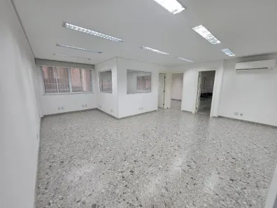 Sala Comercial para alugar, 124m² no República, São Paulo