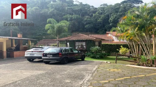 Apartamento com 1 Quarto para alugar, 30m² no Nogueira, Petrópolis