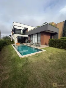 Casa de Condomínio com 3 Quartos à venda, 265m² no Santa Regina, Camboriú