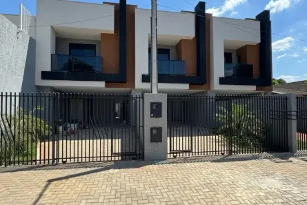 Sobrado com 3 Quartos à venda, 127m² no Colônia Dona Luíza, Ponta Grossa