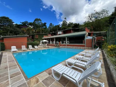 Casa com 2 Quartos à venda, 90m² no Golfe, Teresópolis