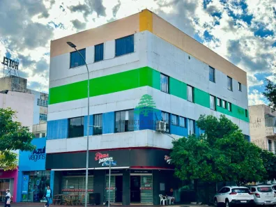 Prédio Comercial para alugar, 700m² no Maracanã, Foz do Iguaçu
