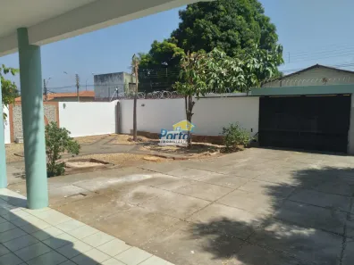 Casa com 3 Quartos à venda, 240m² no Santa Isabel, Teresina