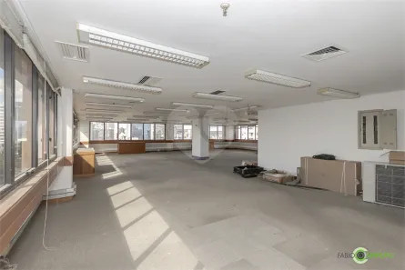 Sala Comercial para venda ou aluguel, 380m² no Auxiliadora, Porto Alegre