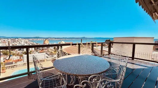 Casa com 3 Quartos à venda, 600m² no Centro, Florianópolis