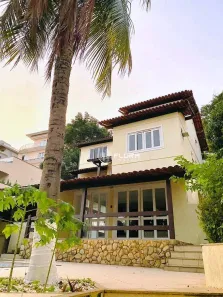 Casa com 7 Quartos à venda, 437m² no Camboinhas, Niterói