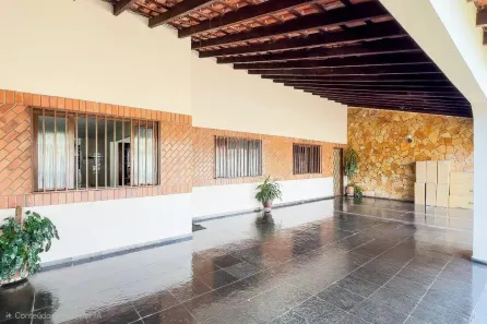 Casa com 4 Quartos à venda, 245m² no Jardim Tropical, Cuiabá
