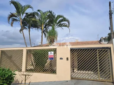 Casa com 3 Quartos para alugar, 130m² no Roseira, Londrina