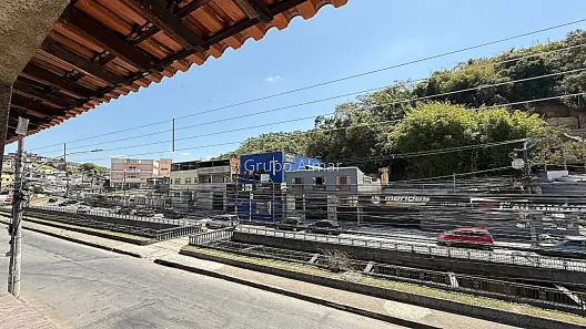 Casa com 5 Quartos à venda, 200m² no Santa Luzia, Juiz de Fora