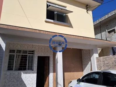 Sobrado com 3 Quartos à venda, 132m² no Embaré, Santos