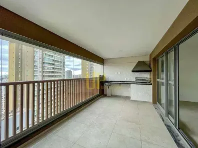 Apartamento com 3 Quartos à venda, 131m² no Vila Gumercindo, São Paulo