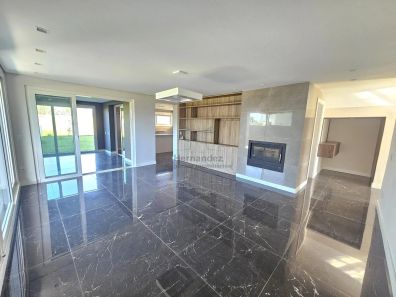 Casa com 3 Quartos à venda, 256m² no São Gonçalo, Pelotas