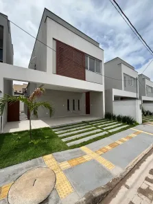 Sobrado com 4 Quartos à venda, 300m² no Alto do Calhau, São Luís