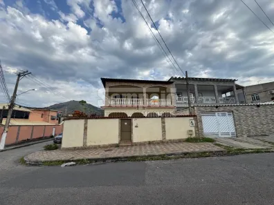 Casa com 3 Quartos para alugar, 278m² no Campo Grande, Rio de Janeiro