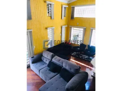 Sobrado com 4 Quartos à venda, 258m² no Jardim Bela Vista, Santo André