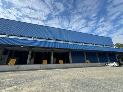 Galpão/Depósito/Armazém com 2 Quartos para alugar, 3601m² no Centro, Araquari