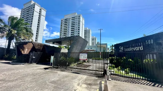 Lote/Terreno à venda, 420m² no Ponta Negra, Natal