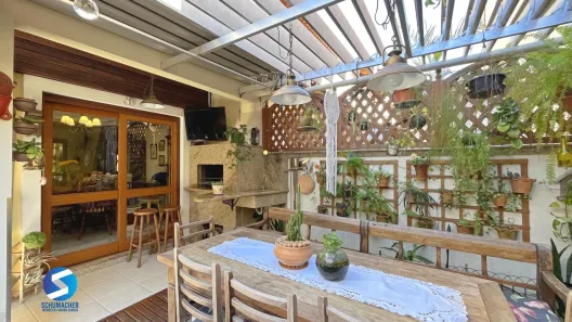 Casa de Condomínio com 3 Quartos à venda, 233m² no Cavalhada, Porto Alegre