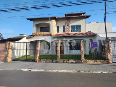 Casa com 4 Quartos para alugar, 250m² no São Judas, Itajaí