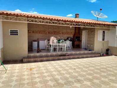 Casa com 2 Quartos à venda, 125m² no Núcleo Habitacional Nova Marília, Marília