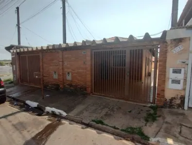 Casa com 4 Quartos à venda, 166m² no Parque Residencial das Andorinhas, Cosmópolis