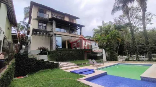 Casa de Condomínio com 4 Quartos à venda, 370m² no Badu, Niterói