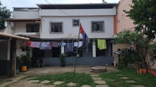 Casa com 3 Quartos à venda, 160m² no Santos Dumont, Juiz de Fora