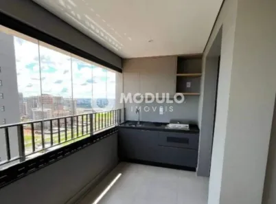 Apartamento com 3 Quartos para alugar, 100m² no Jardim Sul, Uberlândia