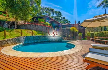 Casa de Condomínio com 4 Quartos à venda, 630m² no Itaipava, Petrópolis