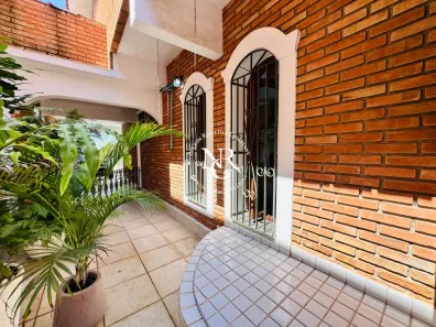 Sobrado com 4 Quartos à venda, 350m² no Embaré, Santos