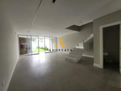 Casa de Condomínio com 4 Quartos à venda, 260m² no Barra da Tijuca, Rio de Janeiro